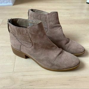 DV Dolce Vita Finely Performated Ankle Boots